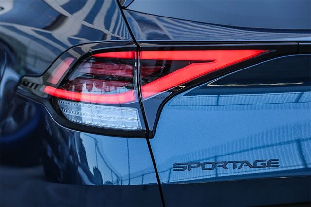2025 Kia Sportage Plug-In Hybrid X-Line Prestige Tacoma WA