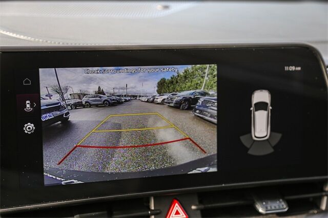 2025 Kia Sportage Plug-In Hybrid X-Line Renton WA