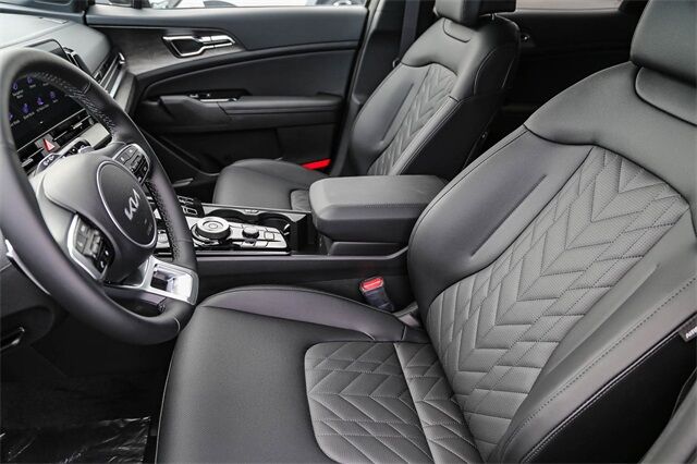 2025 Kia Sportage Plug-In Hybrid X-Line Renton WA