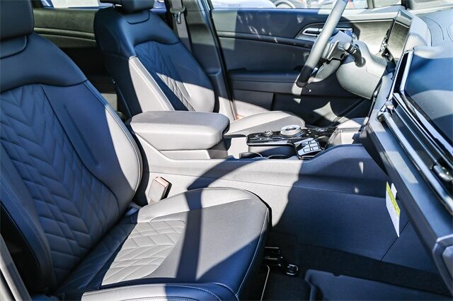 2025 Kia Sportage Plug-In Hybrid X-Line Renton WA