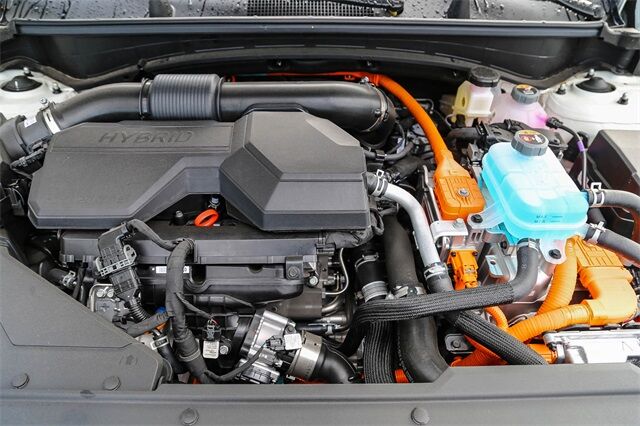 2025 Kia Sportage Plug-In Hybrid X-Line Tacoma WA