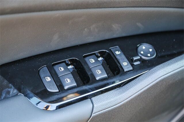 2025 Kia Sportage Plug-In Hybrid X-Line Tacoma WA