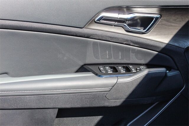 2025 Kia Sportage Plug-In Hybrid X-Line Tacoma WA
