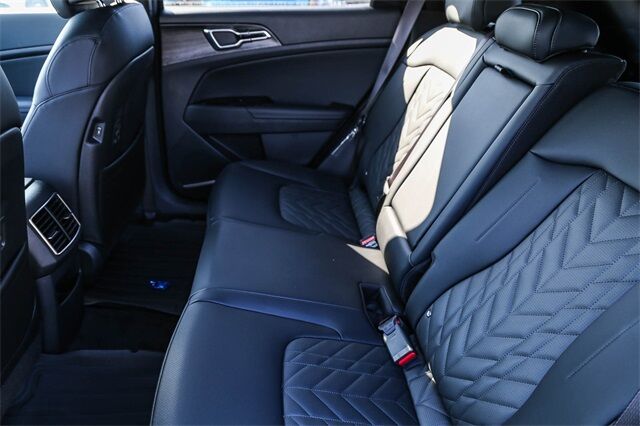 2025 Kia Sportage Plug-In Hybrid X-Line Tacoma WA