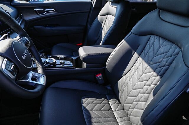 2025 Kia Sportage Plug-In Hybrid X-Line Tacoma WA