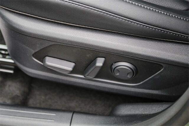 2025 Kia Sportage Plug-in Hybrid X-Line Prestige Renton WA