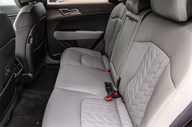 2025 Kia Sportage Plug-in Hybrid X-Line Prestige Renton WA