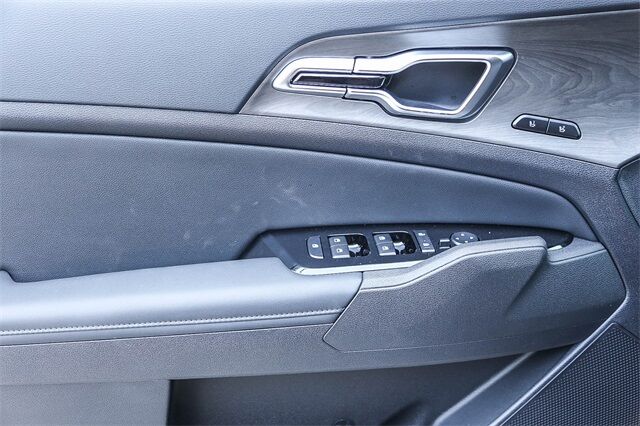 2025 Kia Sportage Plug-in Hybrid X-Line Prestige Renton WA