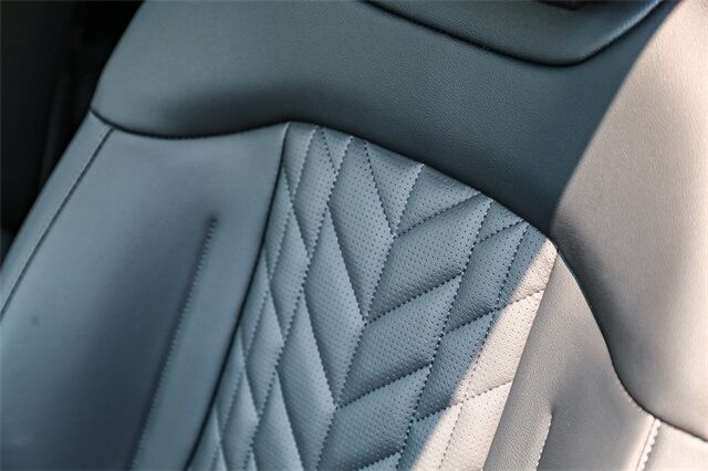 2025 Kia Sportage Plug-in Hybrid X-Line Prestige Renton WA