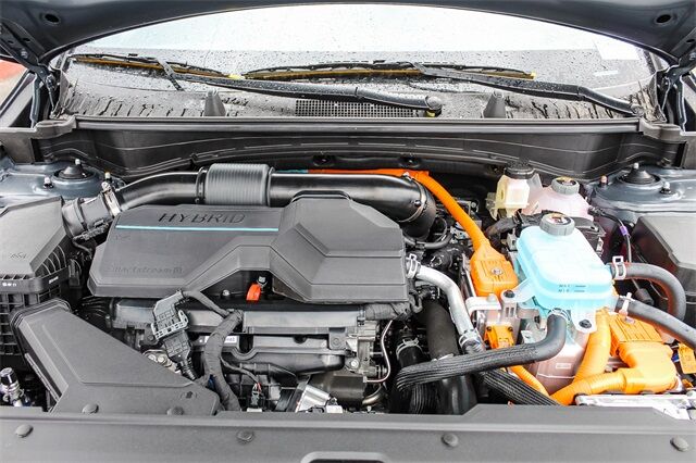 2025 Kia Sportage Plug-in Hybrid X-Line Renton WA