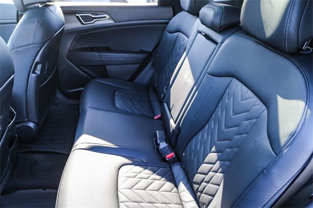 2025 Kia Sportage Plug-in Hybrid X-Line Renton WA