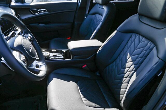 2025 Kia Sportage Plug-in Hybrid X-Line Renton WA