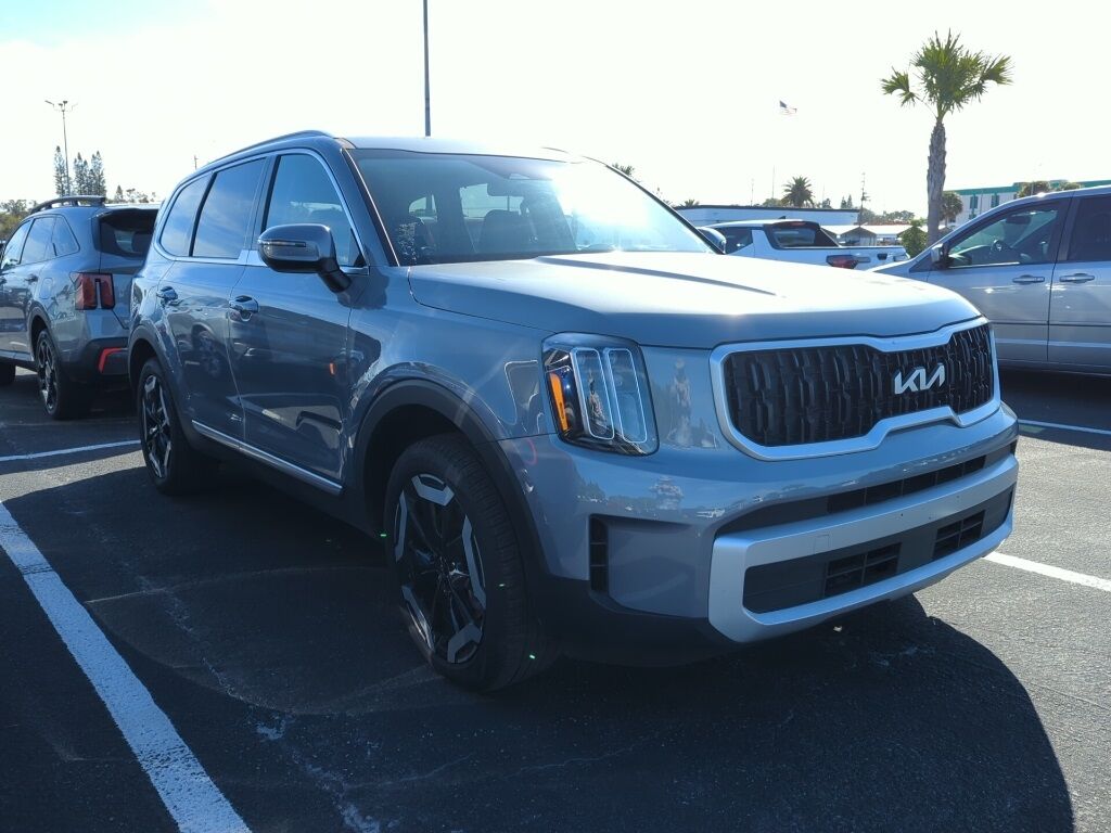 2025 Kia Telluride EX Oshkosh WI