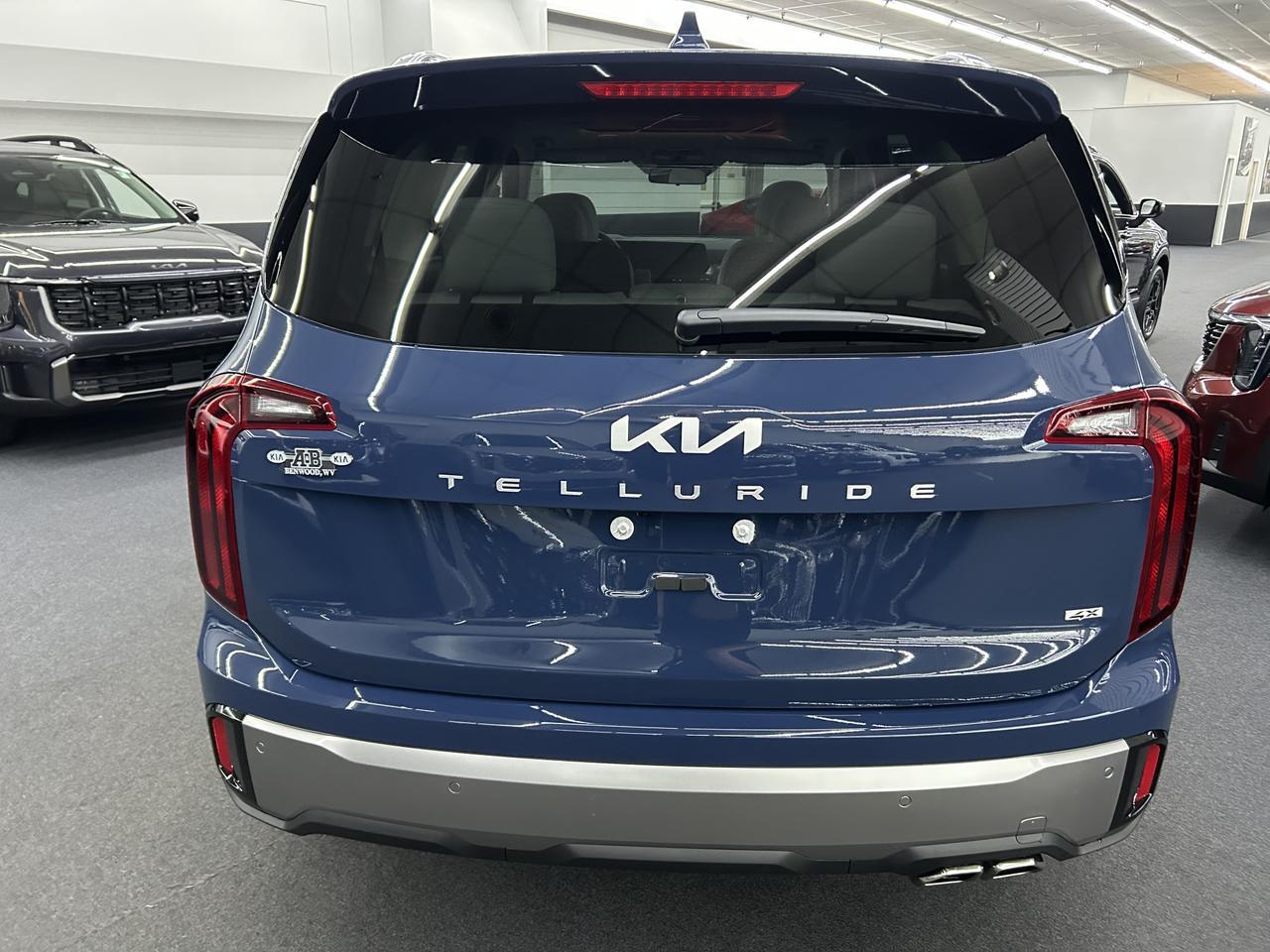 2025 Kia Telluride S AWD Benwood WV