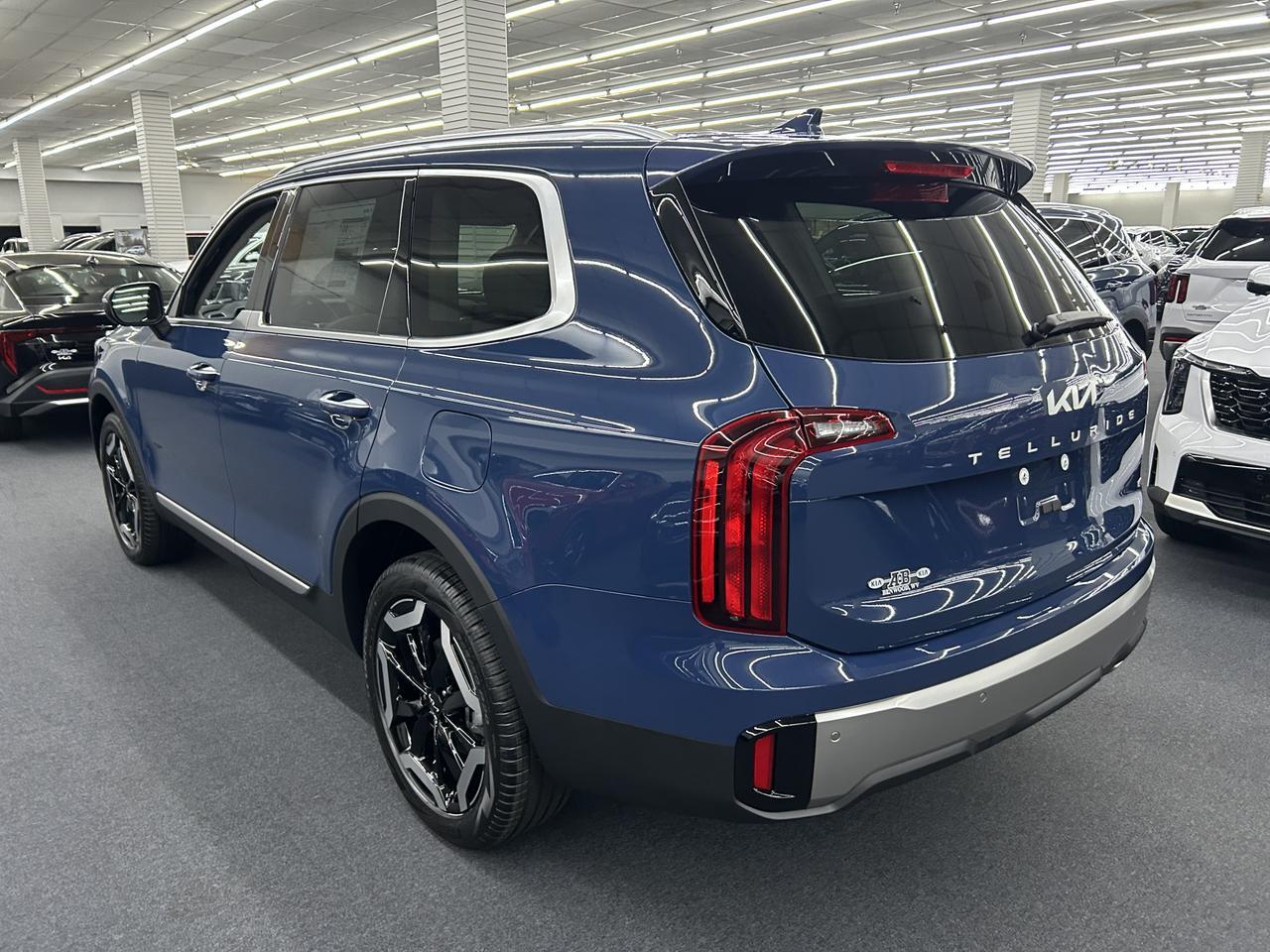 2025 Kia Telluride S AWD Benwood WV