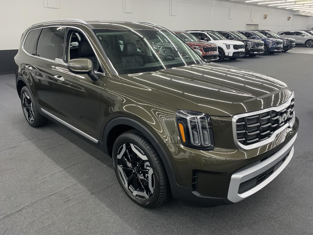 2025 Kia Telluride S AWD