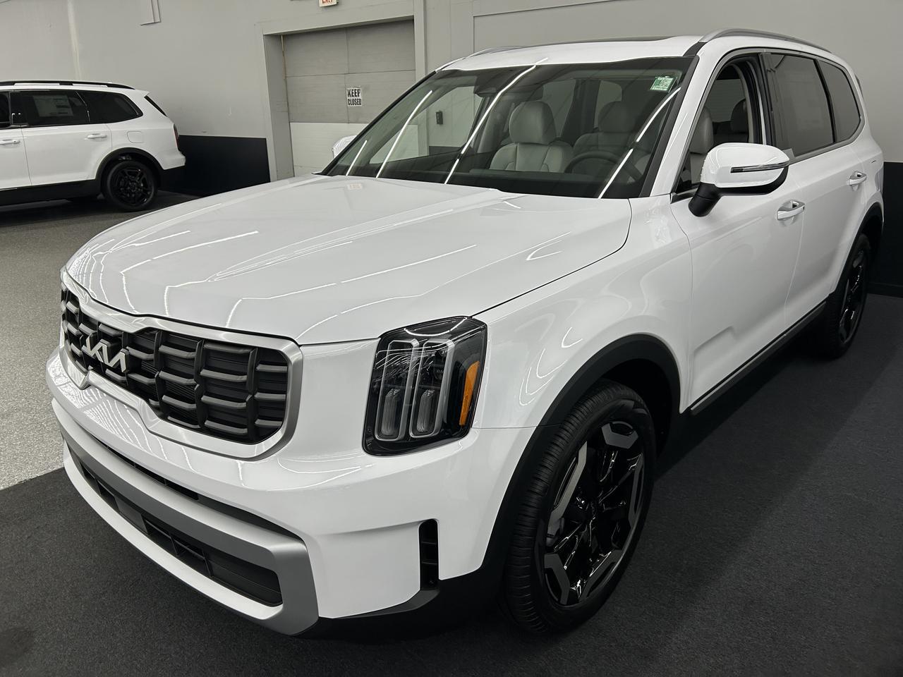 2025 Kia Telluride S AWD Benwood WV