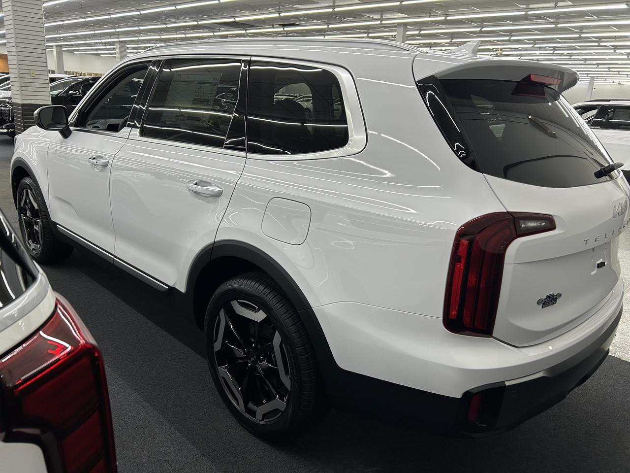 2025 Kia Telluride S AWD Benwood WV
