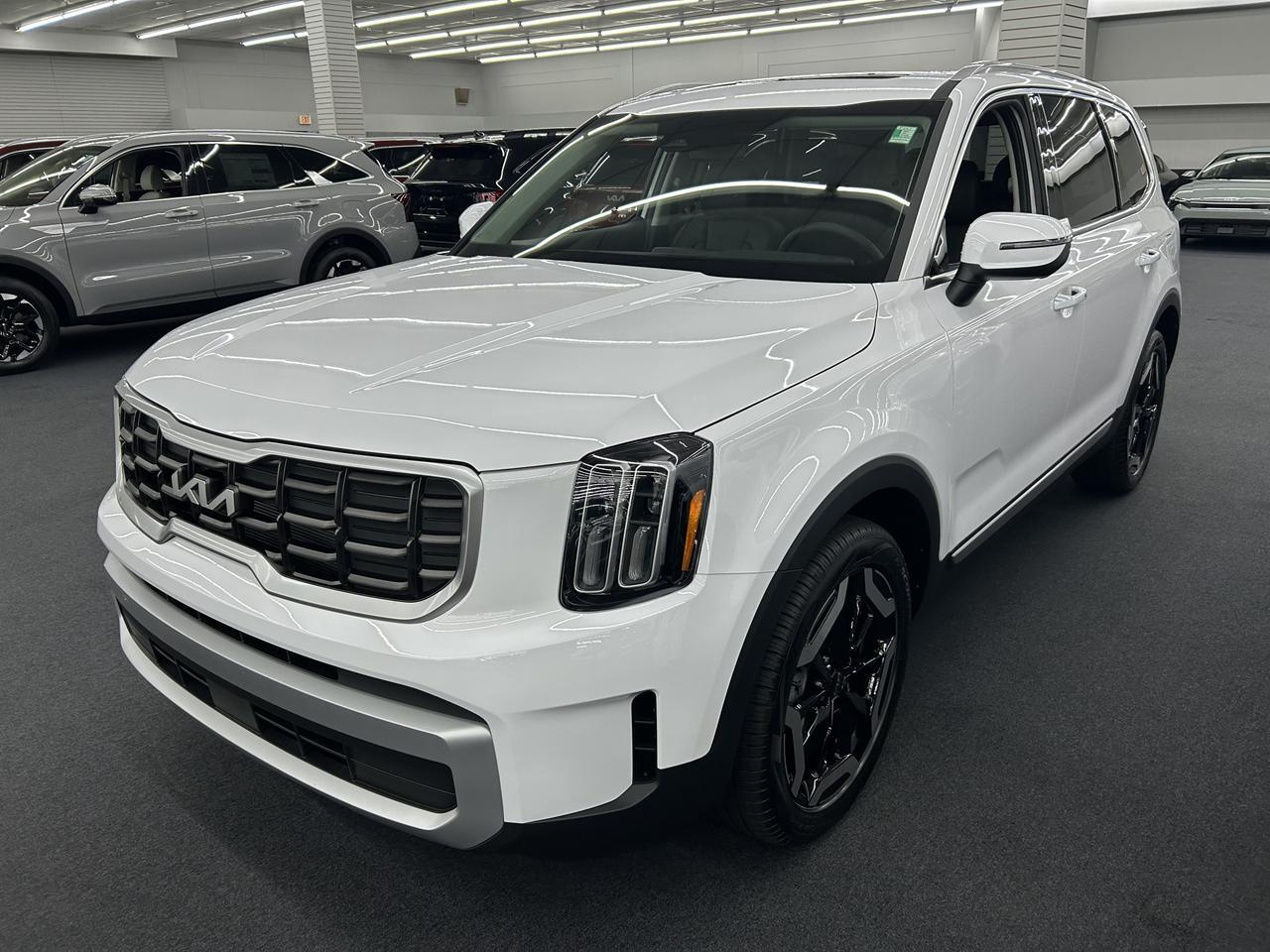 2025 Kia Telluride S AWD Benwood WV