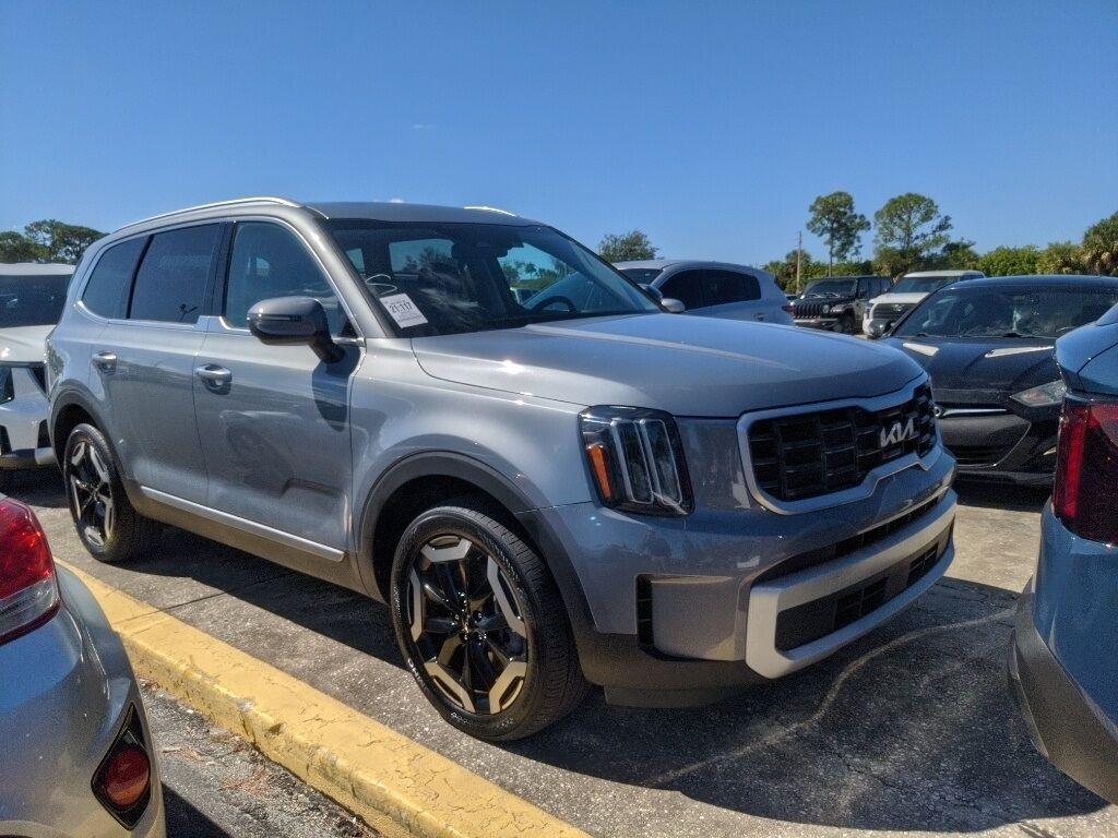 2025 Kia Telluride S Oshkosh WI