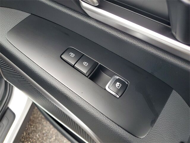 2025 Kia Telluride S photo 7