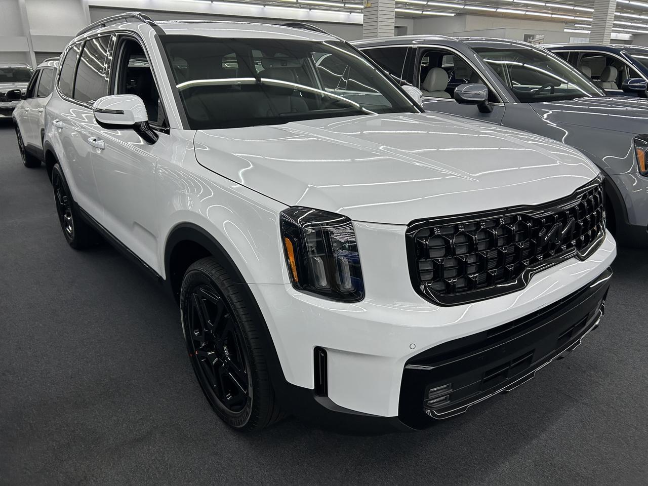 2025 Kia Telluride SX X-Line AWD