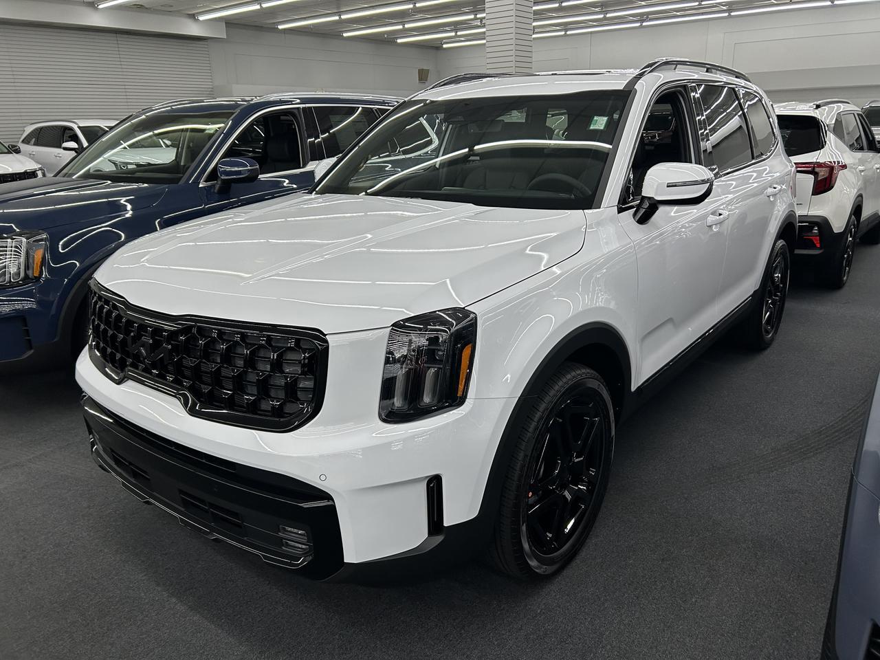 2025 Kia Telluride SX X-Line AWD