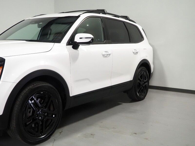 2025 Kia Telluride SX X-Line AWD *NAVIGATION, ADAPTIVE CRUISE, SAFETY ALERTS, 360 VIEW CAMERAS, DUAL PANEL MOONROOF, LEATHER, CLIMATE SEATS, HEATED STEERING, 2ND ROW CAPTAIN'S, POWER LIFTGATE, HARMAN/KARDON, WIRELESS CHARGING, ANDROID & APPLE Round Rock TX