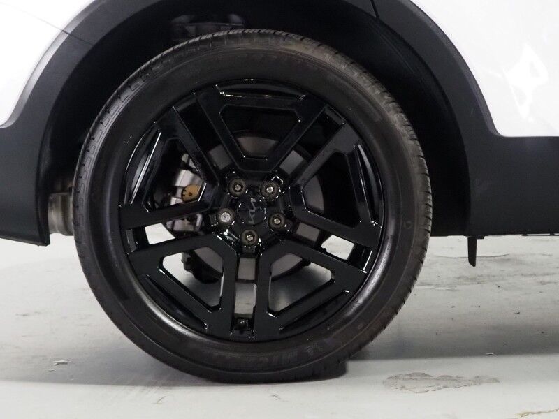 2025 Kia Telluride SX X-Line AWD *NAVIGATION, ADAPTIVE CRUISE, SAFETY ALERTS, 360 VIEW CAMERAS, DUAL PANEL MOONROOF, LEATHER, CLIMATE SEATS, HEATED STEERING, 2ND ROW CAPTAIN'S, POWER LIFTGATE, HARMAN/KARDON, WIRELESS CHARGING, ANDROID & APPLE Round Rock TX
