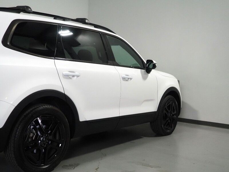2025 Kia Telluride SX X-Line AWD *NAVIGATION, ADAPTIVE CRUISE, SAFETY ALERTS, 360 VIEW CAMERAS, DUAL PANEL MOONROOF, LEATHER, CLIMATE SEATS, HEATED STEERING, 2ND ROW CAPTAIN'S, POWER LIFTGATE, HARMAN/KARDON, WIRELESS CHARGING, ANDROID & APPLE Round Rock TX