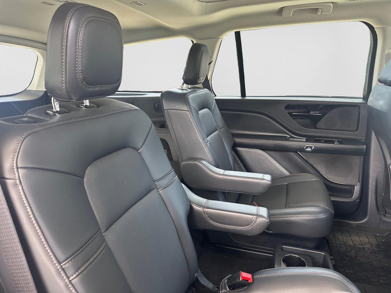 2025 LINCOLN AVIATOR BASE  Selma TX