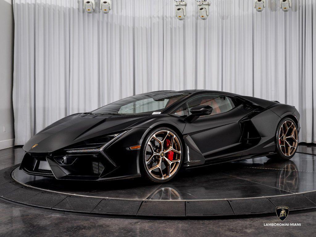 2025 Lamborghini Revuelto . North Miami Beach FL