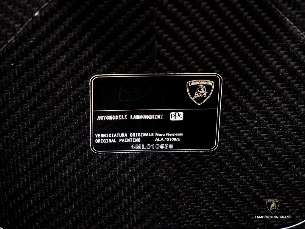 2025 Lamborghini Revuelto . North Miami Beach FL