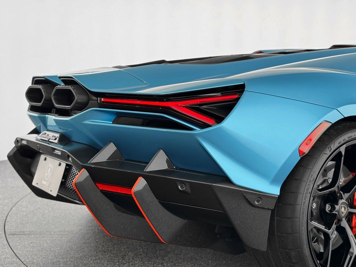2025 Lamborghini Revuelto Bellevue WA