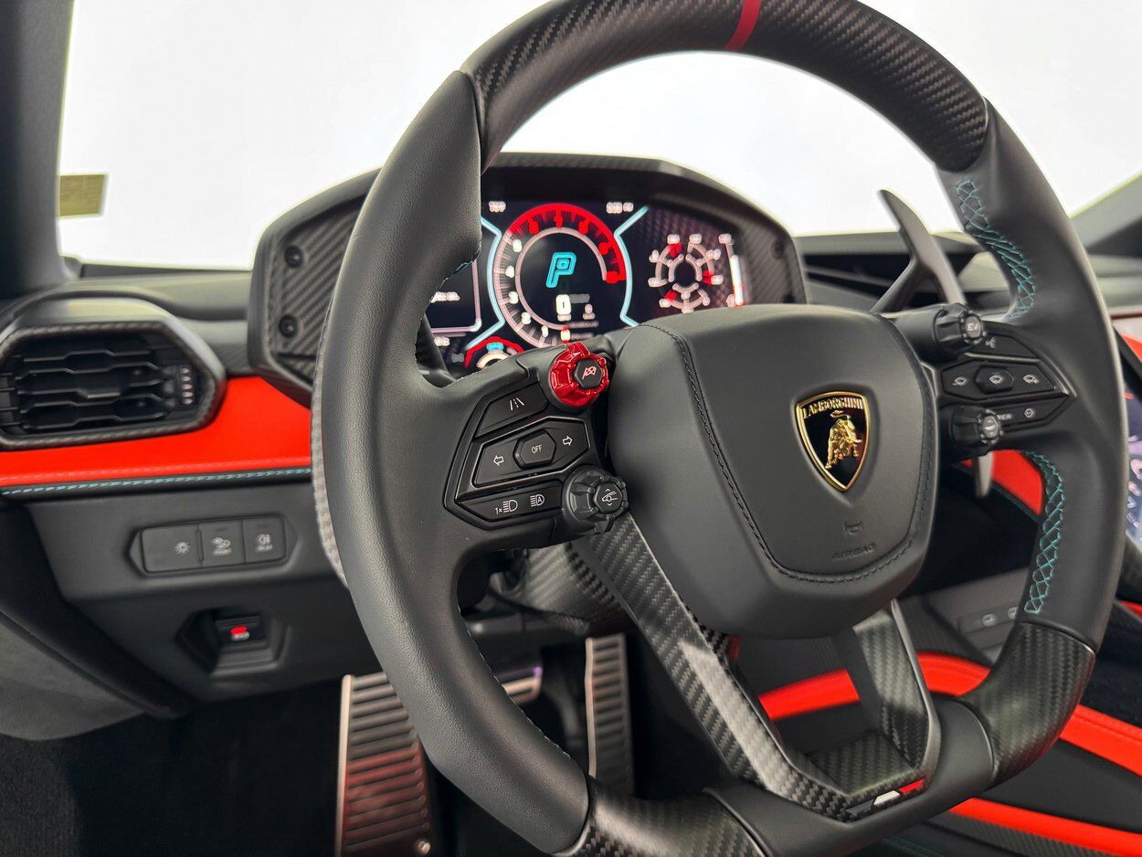 2025 Lamborghini Revuelto Bellevue WA