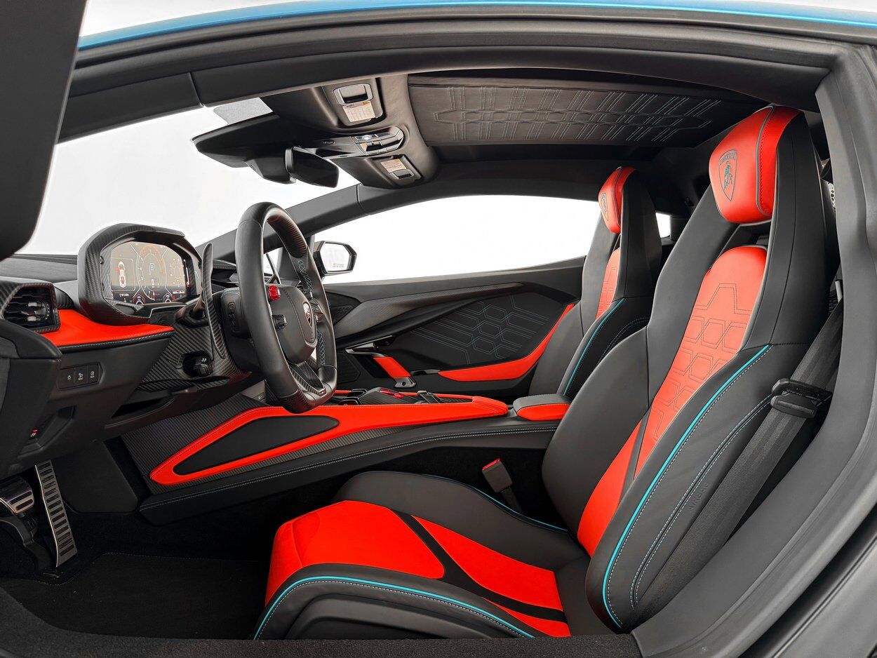 2025 Lamborghini Revuelto Bellevue WA