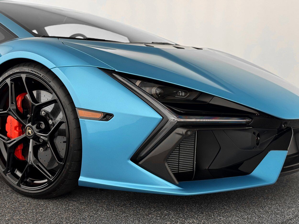 2025 Lamborghini Revuelto Bellevue WA