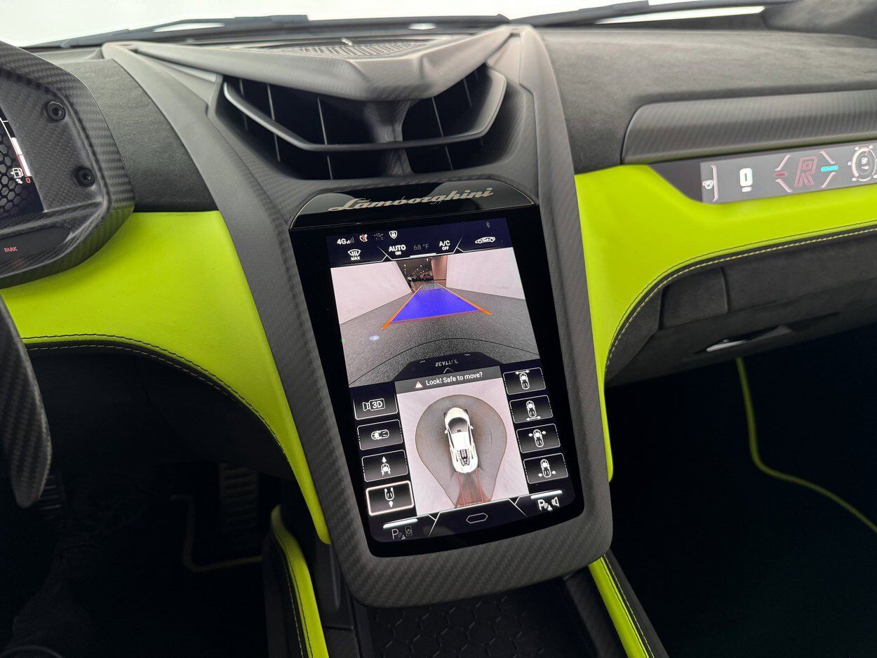 2025 Lamborghini Revuelto Bellevue WA