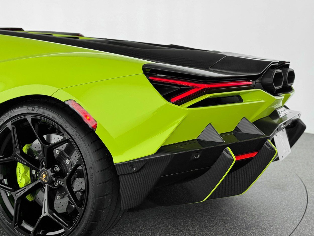 2025 Lamborghini Revuelto Bellevue WA