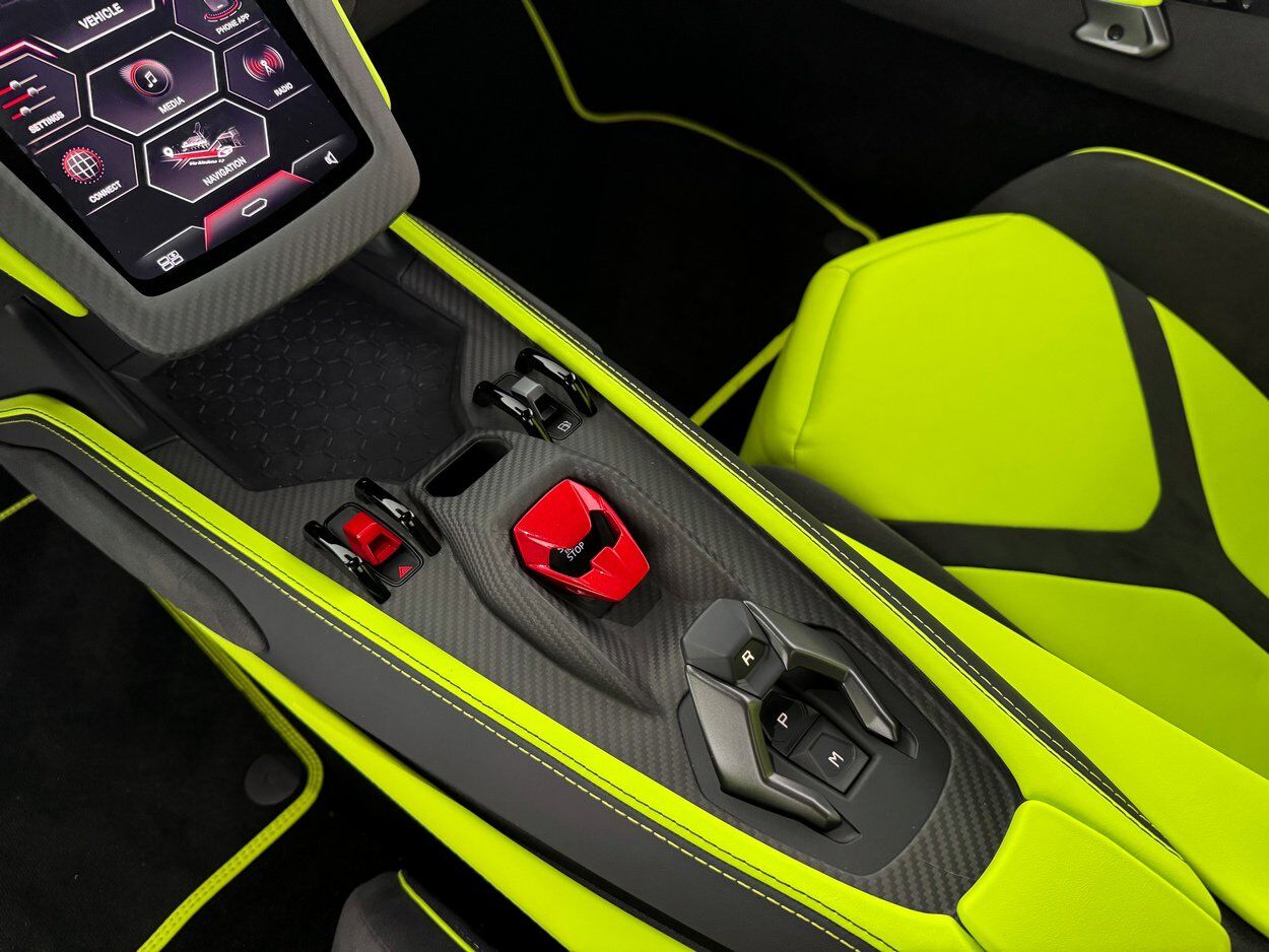 2025 Lamborghini Revuelto Bellevue WA