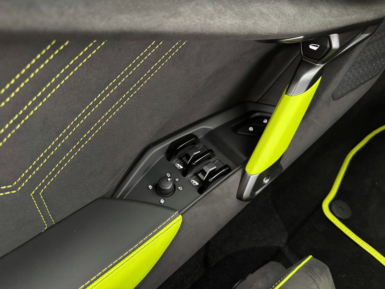 2025 Lamborghini Revuelto Bellevue WA