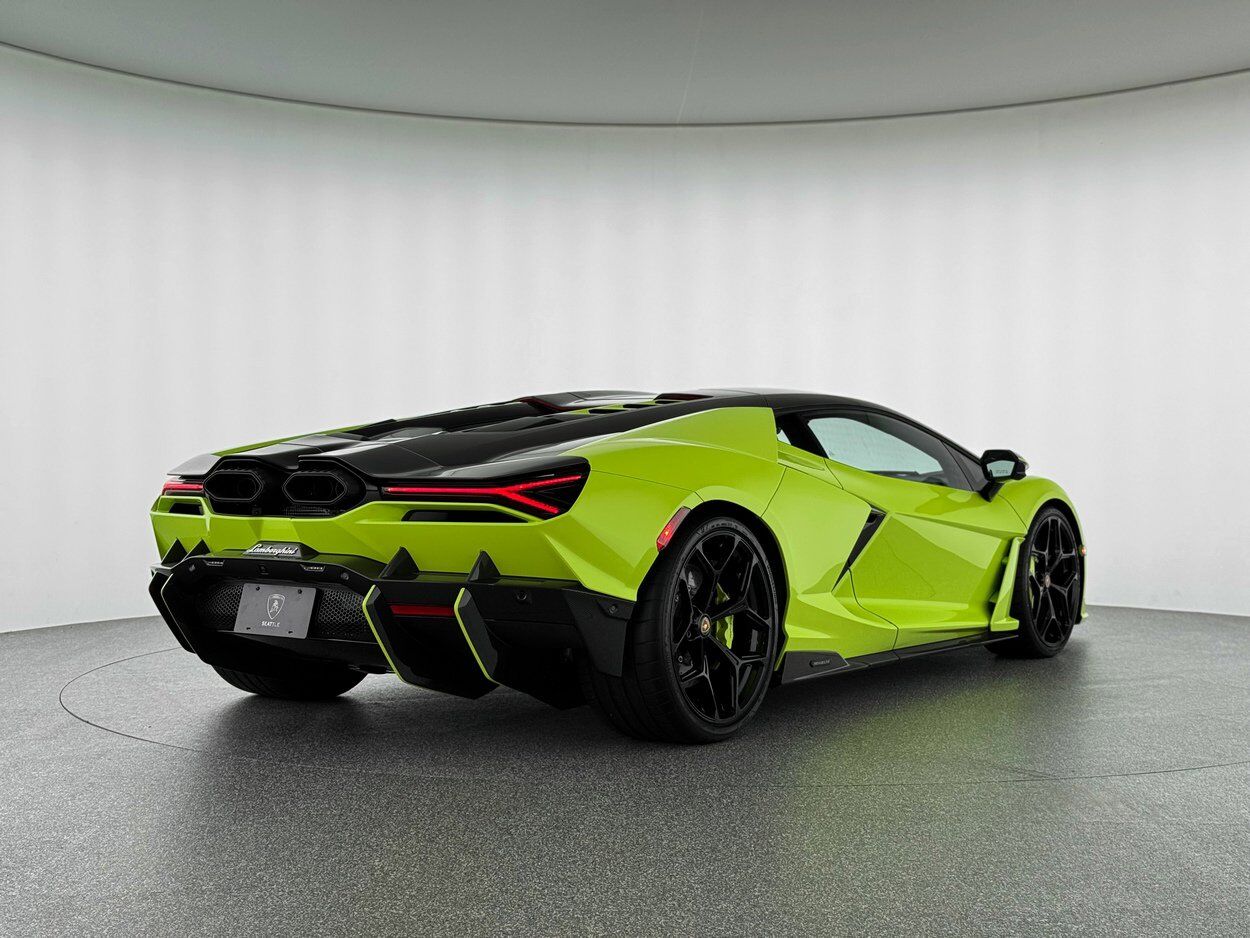2025 Lamborghini Revuelto Bellevue WA