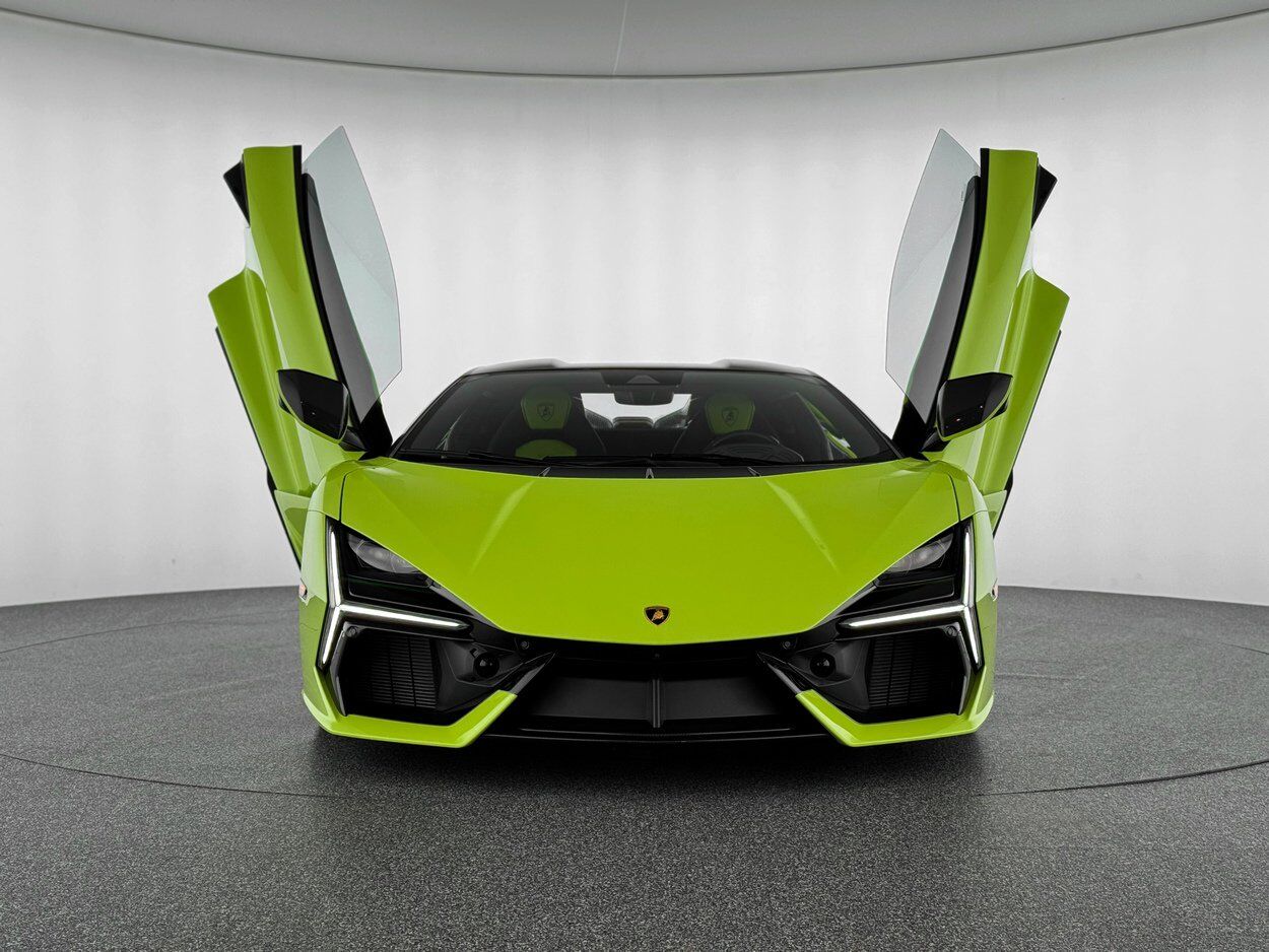 2025 Lamborghini Revuelto Bellevue WA