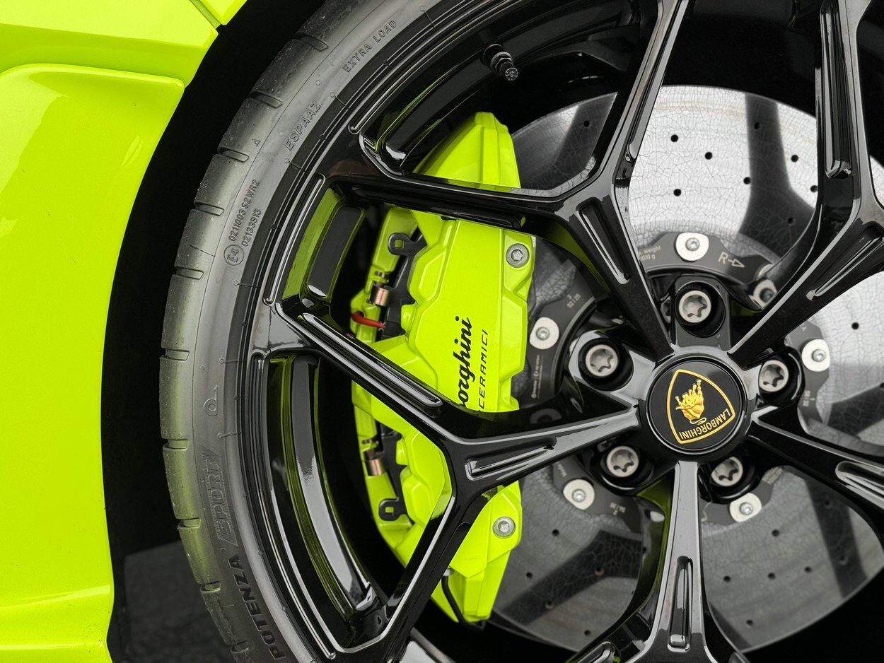 2025 Lamborghini Revuelto Bellevue WA