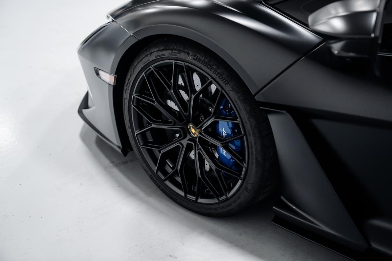 2025 Lamborghini Revuelto Charlotte NC