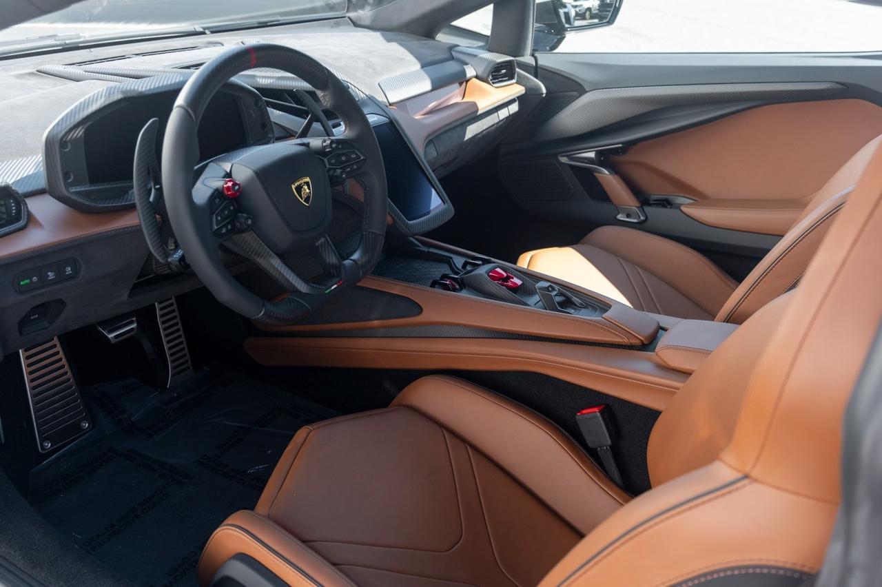 2025 Lamborghini Revuelto Charlotte NC