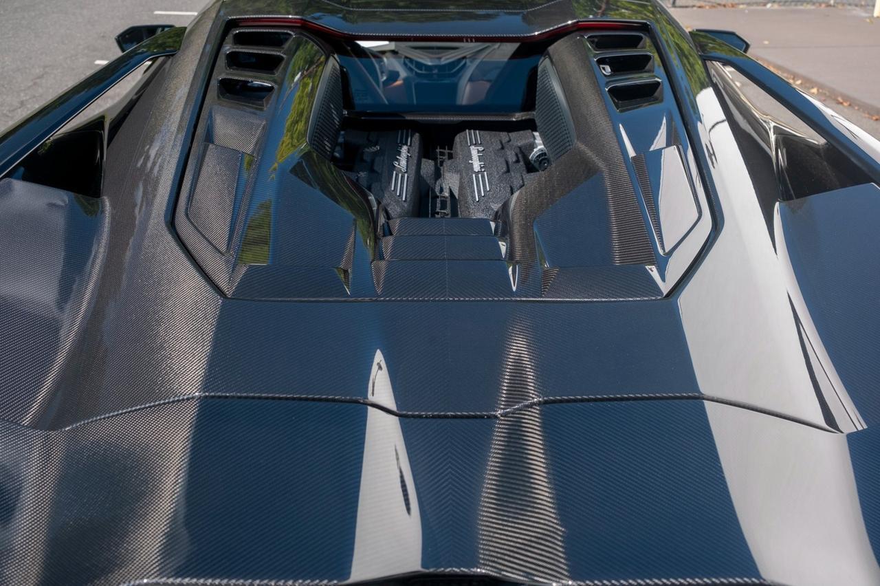 2025 Lamborghini Revuelto Charlotte NC