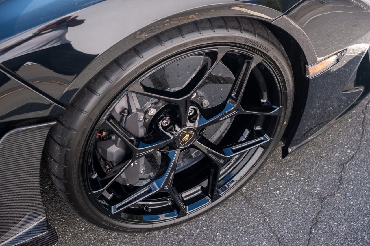 2025 Lamborghini Revuelto Charlotte NC