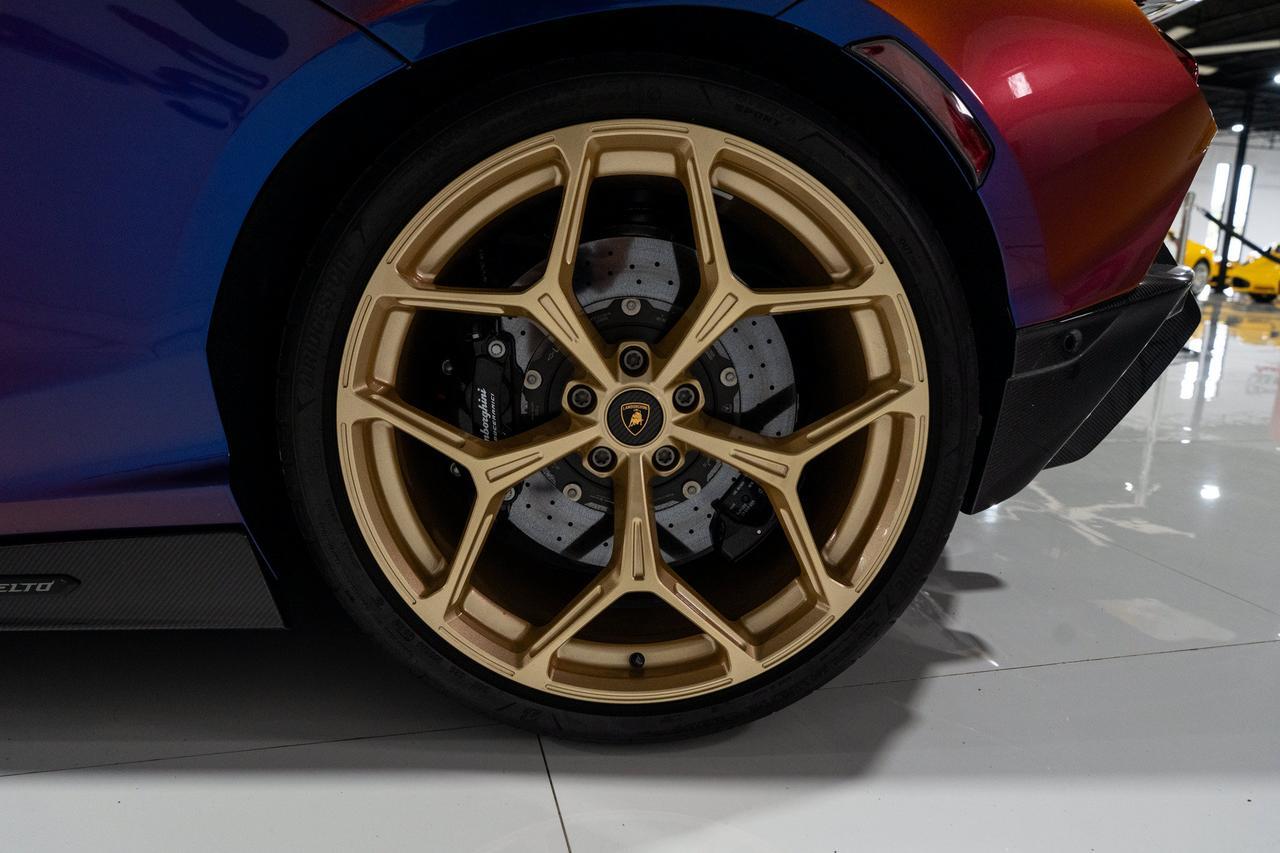 2025 Lamborghini Revuelto Fort Lauderdale FL