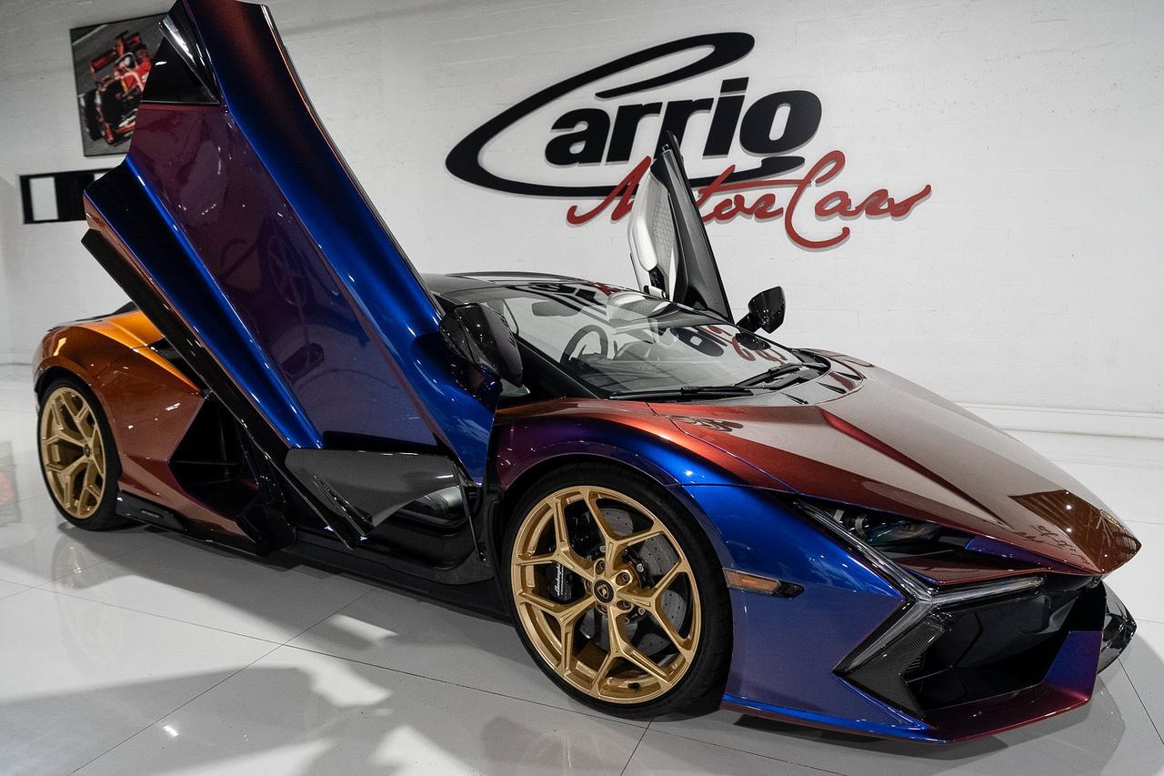2025 Lamborghini Revuelto